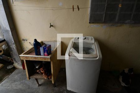 Casa à venda com 147m², 4 quartos e 1 vagaÁrea de serviço casa 1