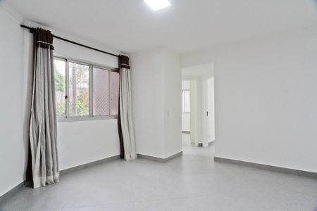 Sala de apartamento para alugar com 2 quartos, 50m² em Jardim Maristela, São Paulo