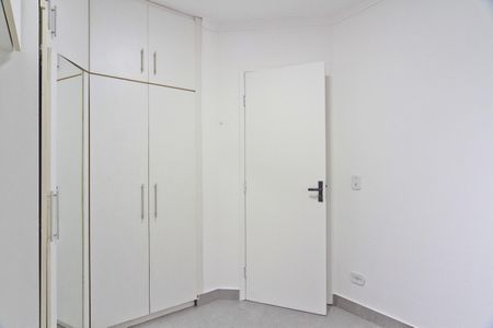 Quarto 2 de apartamento para alugar com 2 quartos, 50m² em Jardim Maristela, São Paulo
