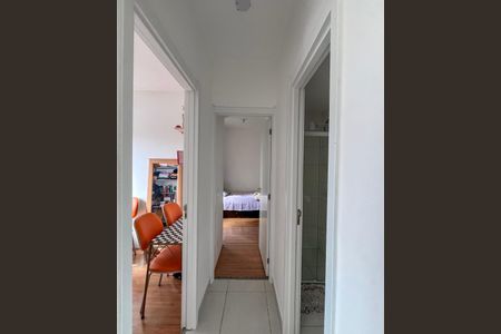 Corredor de apartamento para alugar com 2 quartos, 32m² em Sacomã, São Paulo