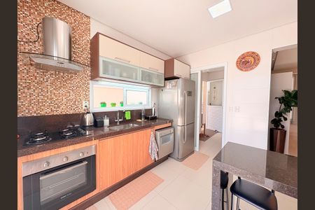 Casa de condomínio à venda com 193m², 3 quartos e 2 vagasCozinha