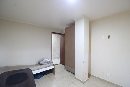 Casa para alugar com 84m², 1 quarto e 2 vagasQuarto