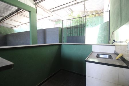 Casa para alugar com 84m², 1 quarto e 2 vagasQuintal