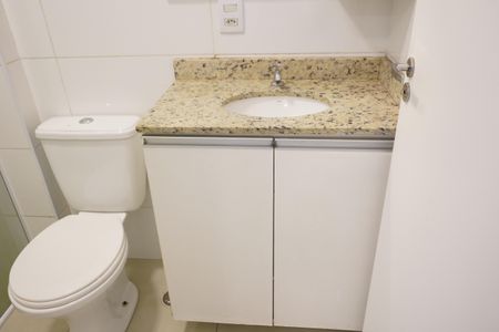 Banheiro de apartamento para alugar com 1 quarto, 30m² em Catumbi, São Paulo