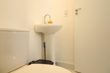 Apartamento para alugar com 32m², 2 quartos e sem vagaBanheiro