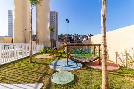 Apartamento para alugar com 32m², 2 quartos e sem vagaÁrea comum - Playground