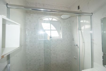 Casa para alugar com 200m², 4 quartos e 4 vagasBanheiro da Suíte