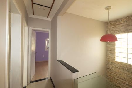 Casa para alugar com 200m², 4 quartos e 4 vagasCorredor