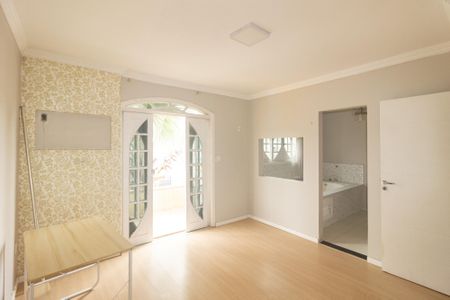 Casa para alugar com 200m², 4 quartos e 4 vagasSuíte