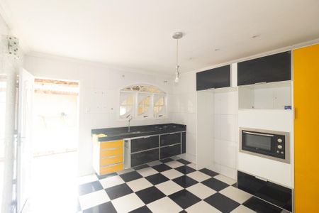 Casa para alugar com 200m², 4 quartos e 4 vagasCozinha