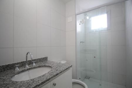 Apartamento para alugar com 69m², 2 quartos e 1 vaga Apartamento para alugar com 69m², 2 quartos e 1 vagaBanheiro