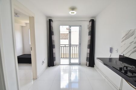 Sala/cozinha de apartamento para alugar com 1 quarto, 24m² em Ipiranga, São Paulo