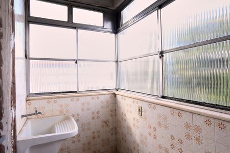 Apartamento à venda com 70m², 2 quartos e 1 vagaÁrea de Serviço