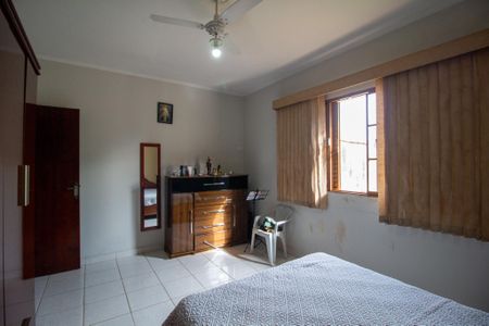 Casa para alugar com 400m², 3 quartos e 2 vagasQuarto 1