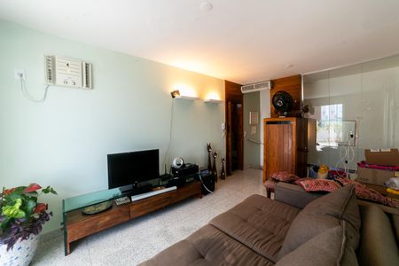 Apartamento para alugar com 180m², 3 quartos e 3 vagasCobertura