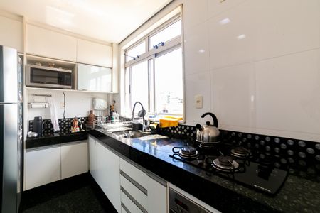 Apartamento para alugar com 180m², 3 quartos e 3 vagasCozinha