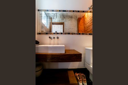 Apartamento para alugar com 180m², 3 quartos e 3 vagasLavabo