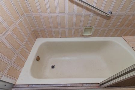 Casa à venda com 170m², 3 quartos e 3 vagas Casa à venda com 170m², 3 quartos e 3 vagasBanheiro