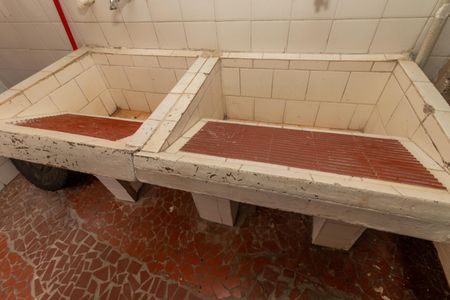 Casa à venda com 170m², 3 quartos e 3 vagas Casa à venda com 170m², 3 quartos e 3 vagasÁrea de Serviço