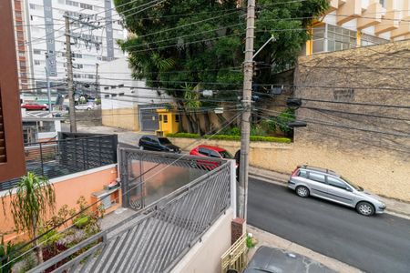 Casa à venda com 170m², 3 quartos e 3 vagas Casa à venda com 170m², 3 quartos e 3 vagasVista da Janela do Quarto 3