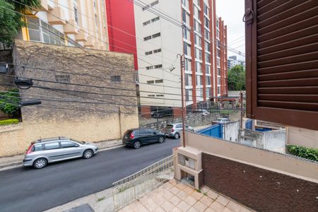 Casa à venda com 170m², 3 quartos e 3 vagas Casa à venda com 170m², 3 quartos e 3 vagasVista da Janela do Quarto 3