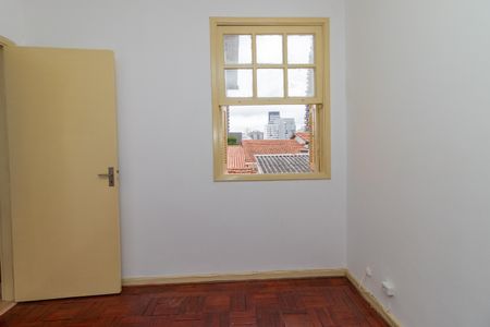 Casa à venda com 170m², 3 quartos e 3 vagas Casa à venda com 170m², 3 quartos e 3 vagasQuarto 2