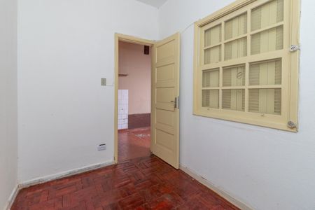 Casa à venda com 170m², 3 quartos e 3 vagas Casa à venda com 170m², 3 quartos e 3 vagasQuarto de Serviço