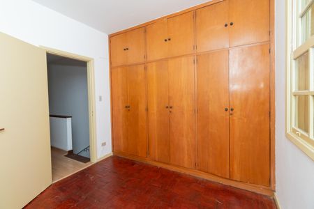 Casa à venda com 170m², 3 quartos e 3 vagas Casa à venda com 170m², 3 quartos e 3 vagasQuarto 1