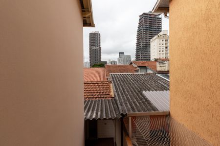 Casa à venda com 170m², 3 quartos e 3 vagas Casa à venda com 170m², 3 quartos e 3 vagasVista da Janela do Quarto 2