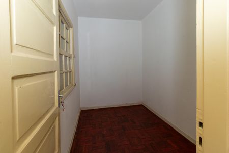 Casa à venda com 170m², 3 quartos e 3 vagas Casa à venda com 170m², 3 quartos e 3 vagasQuarto de Serviço