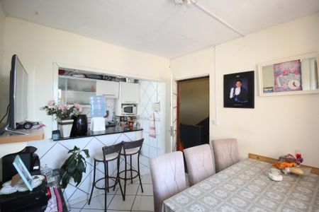 Sala de apartamento à venda com 2 quartos, 46m² em Santa Rosa de Lima, Porto Alegre