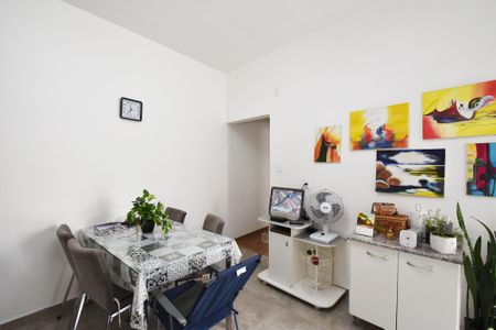 Apartamento à venda com 90m², 2 quartos e sem vaga Apartamento à venda com 90m², 2 quartos e sem vagacozinha