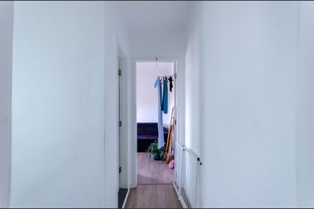 Casa à venda com 65m², 2 quartos e 2 vagas Casa à venda com 65m², 2 quartos e 2 vagasCorredor