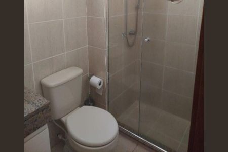 Banheiro  de apartamento para alugar com 1 quarto, 47m² em Jardim Botânico, Porto Alegre