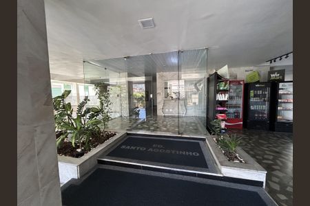 Apartamento à venda com 74m², 2 quartos e 1 vagaHall de entrada