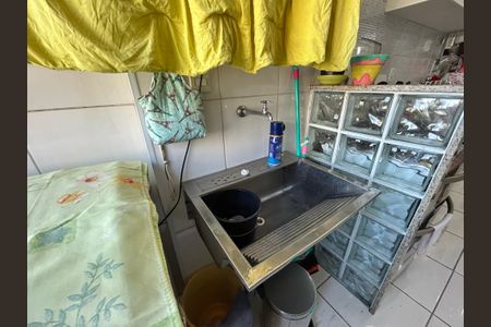 Apartamento à venda com 74m², 2 quartos e 1 vagaÁrea de Serviço