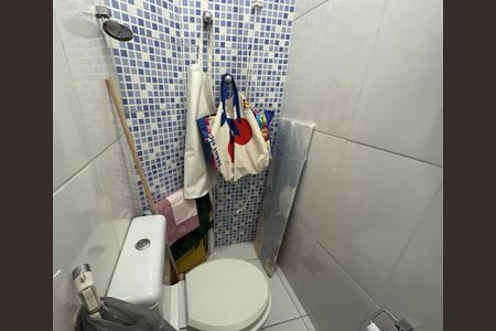 Apartamento à venda com 74m², 2 quartos e 1 vagaBanheiro de serviço