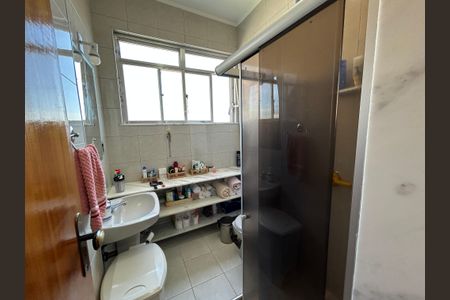 Apartamento à venda com 74m², 2 quartos e 1 vagaBanheiro