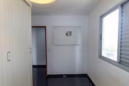 Apartamento para alugar com 48m², 2 quartos e 1 vaga Apartamento para alugar com 48m², 2 quartos e 1 vagaQuarto 2