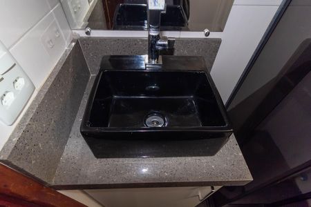 Apartamento para alugar com 48m², 2 quartos e 1 vaga Apartamento para alugar com 48m², 2 quartos e 1 vagaBanheiro