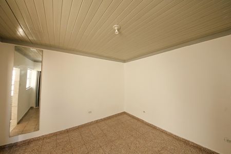 Casa à venda com 150m², 1 quarto e 2 vagas Casa à venda com 150m², 1 quarto e 2 vagasSala - Casa 2