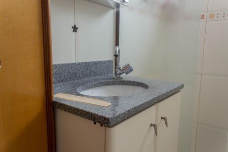 Apartamento para alugar com 94m², 3 quartos e sem vagaBanheiro