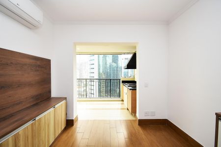 Sala de apartamento para alugar com 2 quartos, 69m² em Pinheiros, São Paulo
