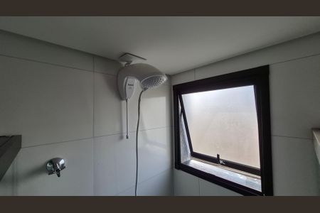 Banheiro  de kitnet/studio à venda com 1 quarto, 20m² em Vila Sao Pedro, Santo André