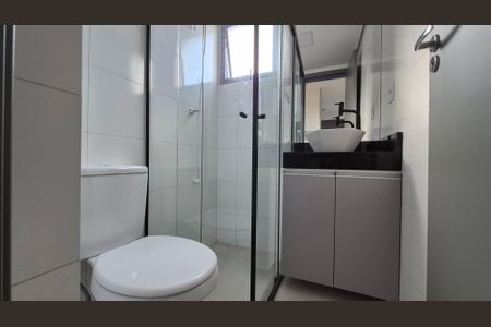 Banheiro  de kitnet/studio à venda com 1 quarto, 20m² em Vila Sao Pedro, Santo André