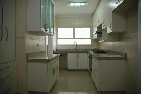 Apartamento à venda com 135m², 3 quartos e 3 vagasCozinha 
