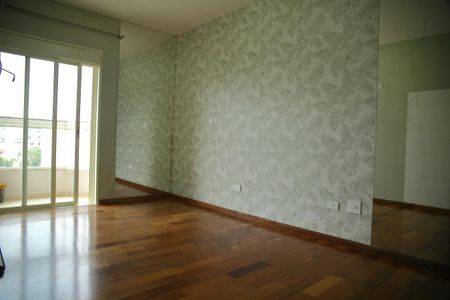 Apartamento à venda com 135m², 3 quartos e 3 vagasSuíte 2 