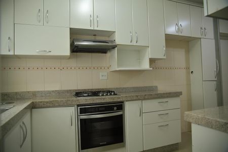 Apartamento à venda com 135m², 3 quartos e 3 vagasCozinha 