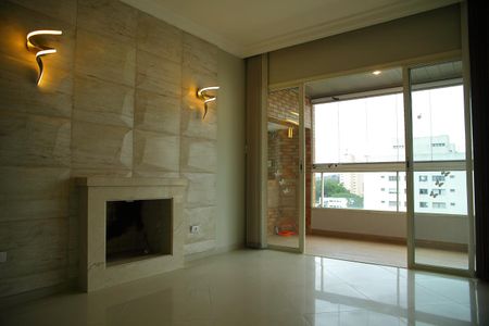 Apartamento à venda com 135m², 3 quartos e 3 vagasSala- Lareira 