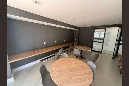 Apartamento para alugar com 44m², 2 quartos e sem vagaÁrea comum